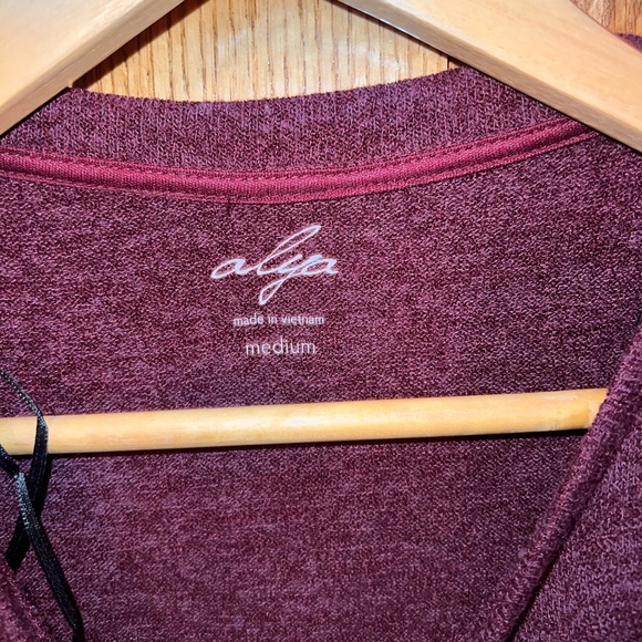 Francesca’s Red/Purple Dress with cold shoulder sleeves with bows - Picture 3 of 3